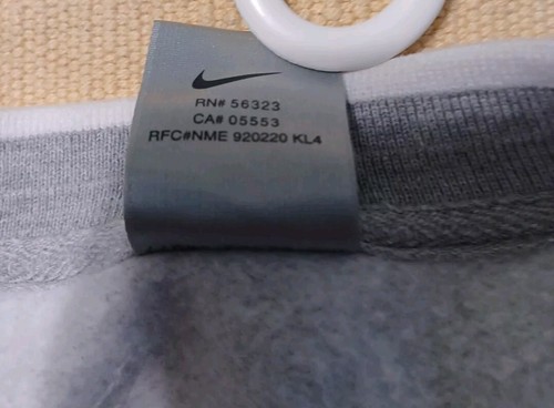 Nike kids/youth Sweatshirt Size Large 14 used Gray As-Is - Picture 9 of 9
