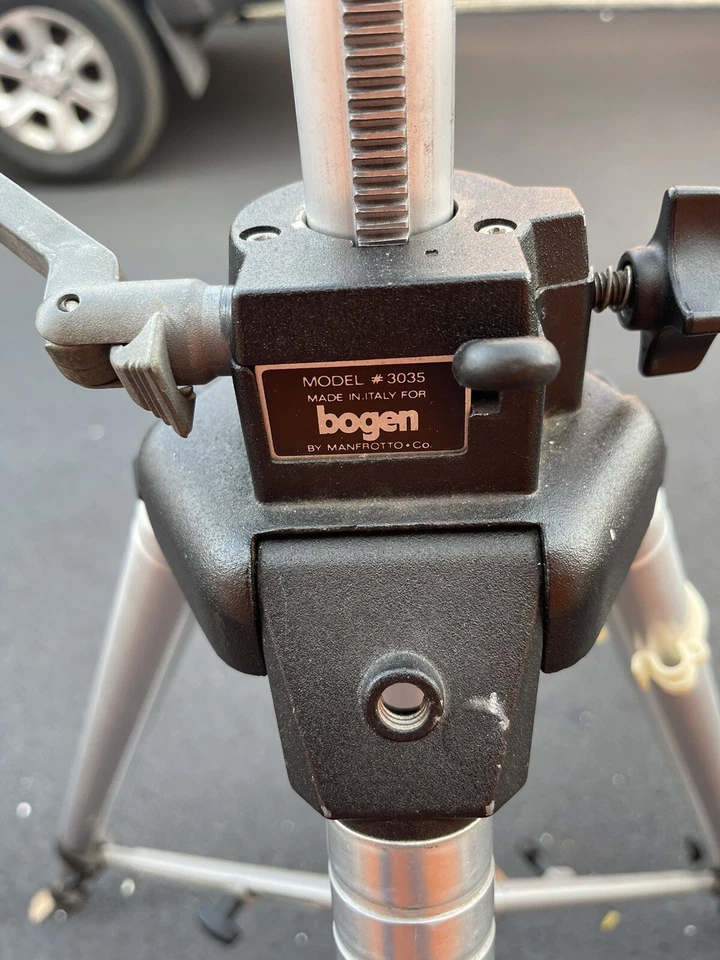 Bogen 3035 Tripod w/ 3047 Head Nice Clean Conditions All Over ! - Image 2 of 4