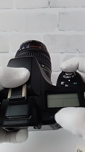 (fast neuwertig) Pentax K200D digitale 10,2-MP-Spiegelreflexkamera Gehäuse schwarz aus Japan - Video 1 von 1