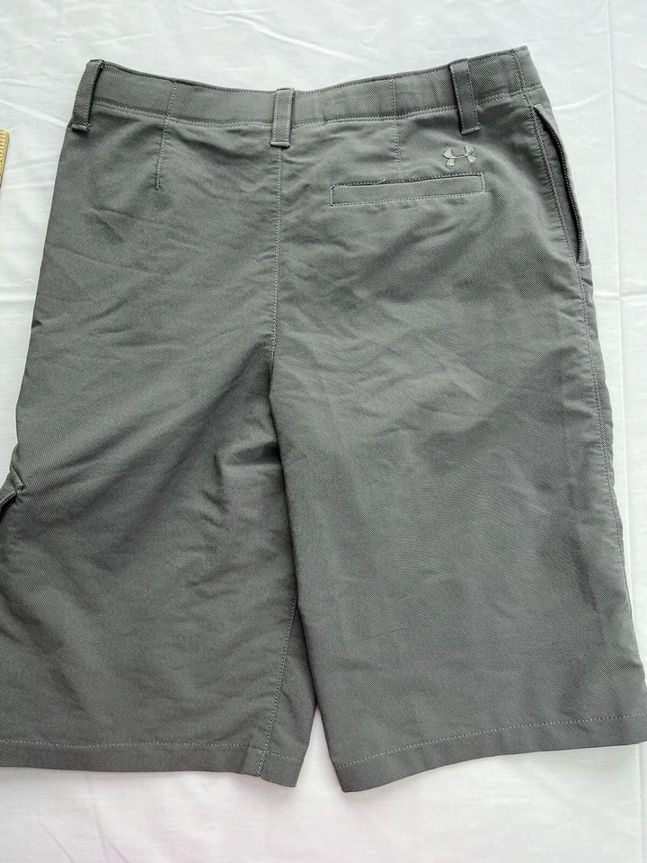 Under Armor мальчиков молодежи длинные шорты свободного серый грузовой молнии карманы YLG HEAT GEAR - Изображение 3 из 4