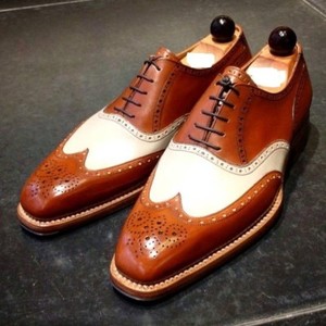 tan cap toe shoes