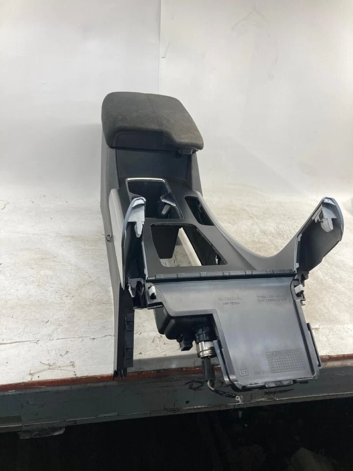 2013-2015 Honda Accord Front Floor Center Console Assembly Cloth ArmRest Black Foto 2 de 3