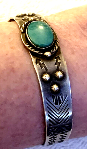 VINTAGE NATIVE AMERICAN FRED HARVEY STERLING TURQUOISE BRACELET - Picture 12 of 12