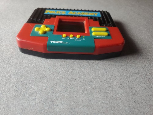 Vintage Police Academy 1989 Tiger Handheld Video Game Works G2 - Picture 6 of 10
