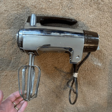 Sunbeam Vintage Mixmaster 12 Speed Mixer No Stand