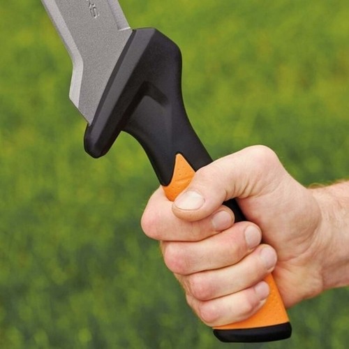 FISKARS SOLID MACHETE ZUM SCHNEIDEN VON DICHTEM GEBÜSCH UND ÄSTEN, GARTENMACHETE - Bild 6 von 8