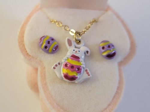 Osterhase Hase Eierkorb Halskette Ohrringe beflockt Keramik Kunststoff Posten - Bild 2 von 11