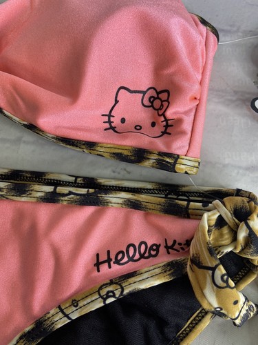 Hello Kitty Coral Bow Bandeau Bikini Top Bottom Swim Set Swimsuit Juniors Size M - Picture 4 of 12