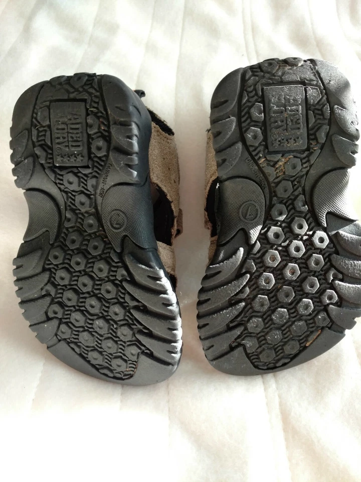 Босоножки туристические для маленьких мальчиков Faded Glory размер 7 - Изображение 3 из 4