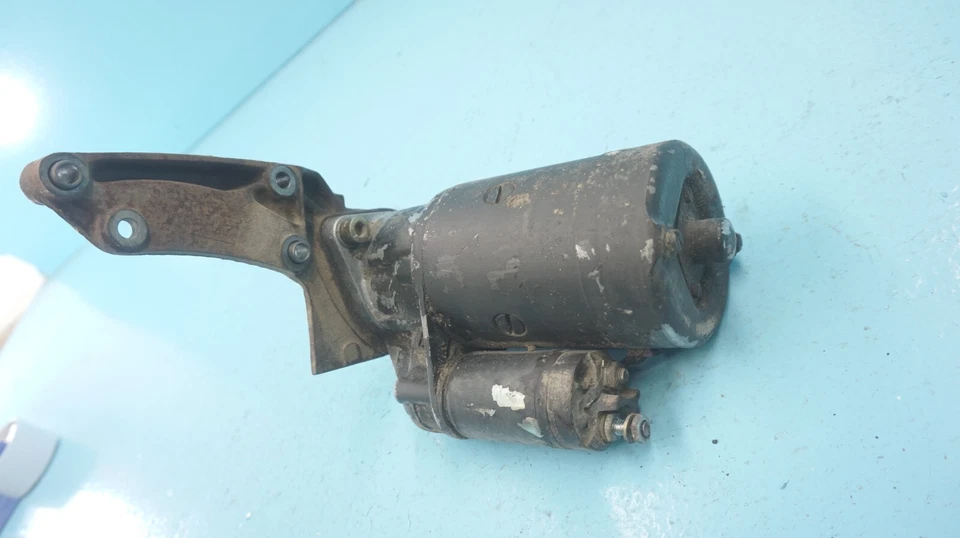 85--86 PORSCHE 928, MOTOR DE ARRANQUE CON SOPORTE, 928101193R, 001312102 Foto 4 de 4