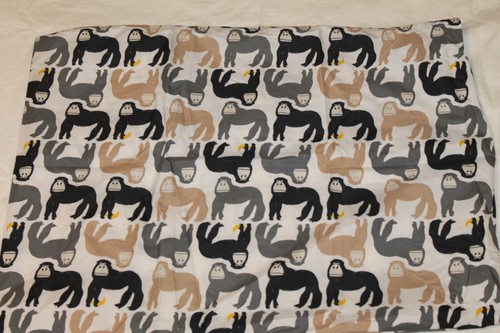 Kids Pillowfort Gorilla Estándar Simulado Poliéster Negro Bronceado Gris Nuevo Con Boquillas - Imagen 2 de 4