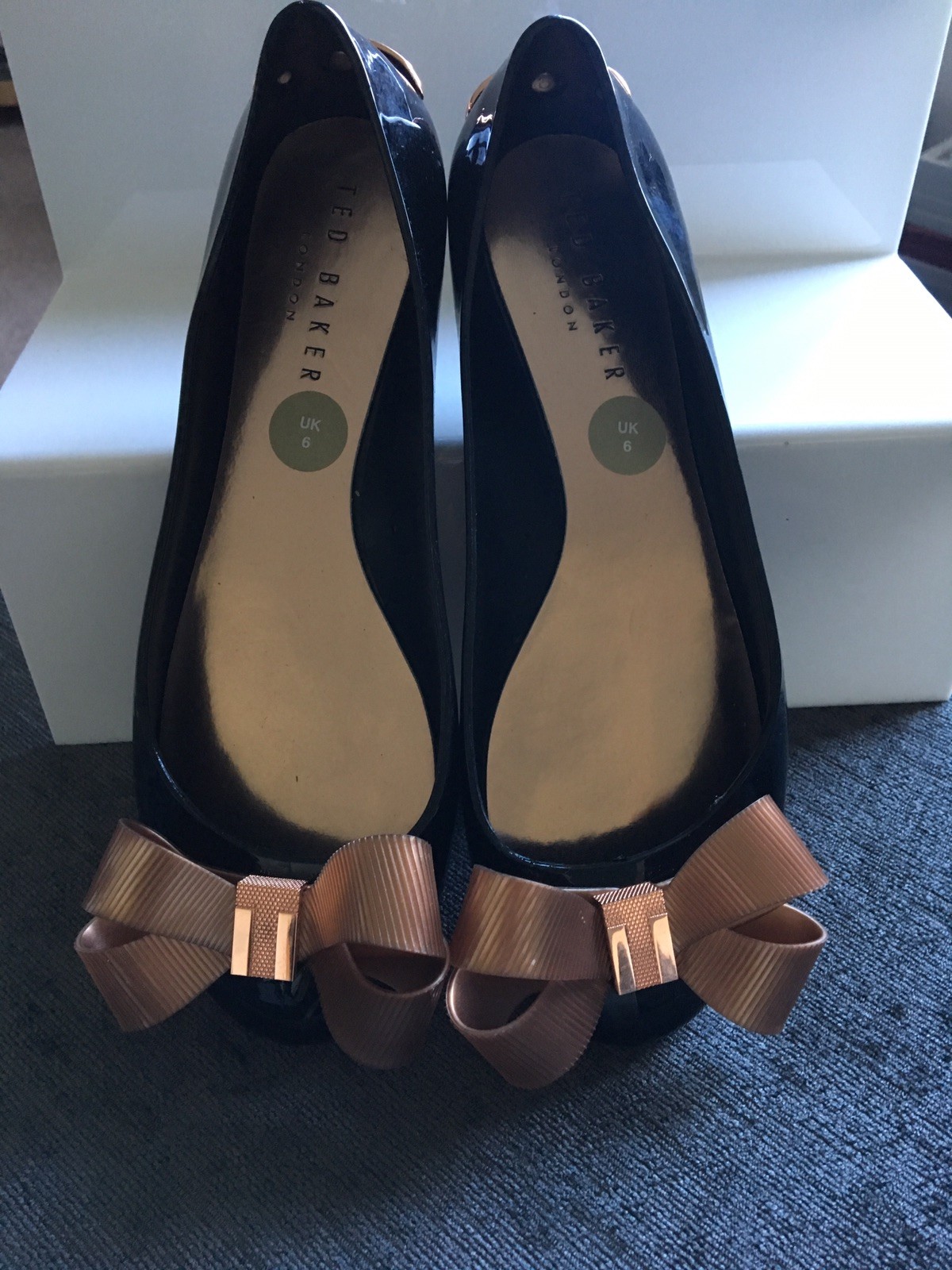 Ted Baker LARMIAR Black Flat Ballet Pumps pink gold gold gold Bow Size 6 UK 3a2d72 Ted Baker LARMIAR Black Flat Ballet Pumps pink gold gold gold Bow Size 6 UK 3a2d72