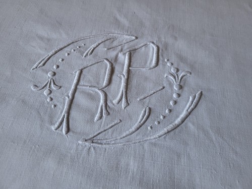 N32 Ancien drap en fil de lin brodé monogram RP jours & retour 234x297cm Ann 50 - Imagen 4 de 17