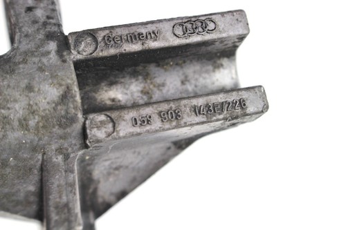059903143E Original Audi A4 B6 B7 8E Halter Halterung Drehstromgenerator LM - Picture 4 of 4