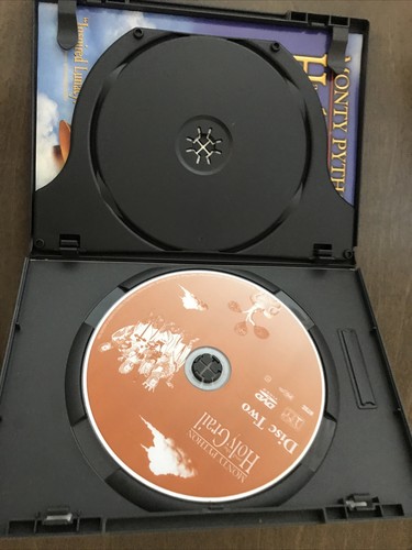 Monty Python and the Holy Grail DVD Special Edition Rare Lenticular Slipcover - Picture 4 of 5