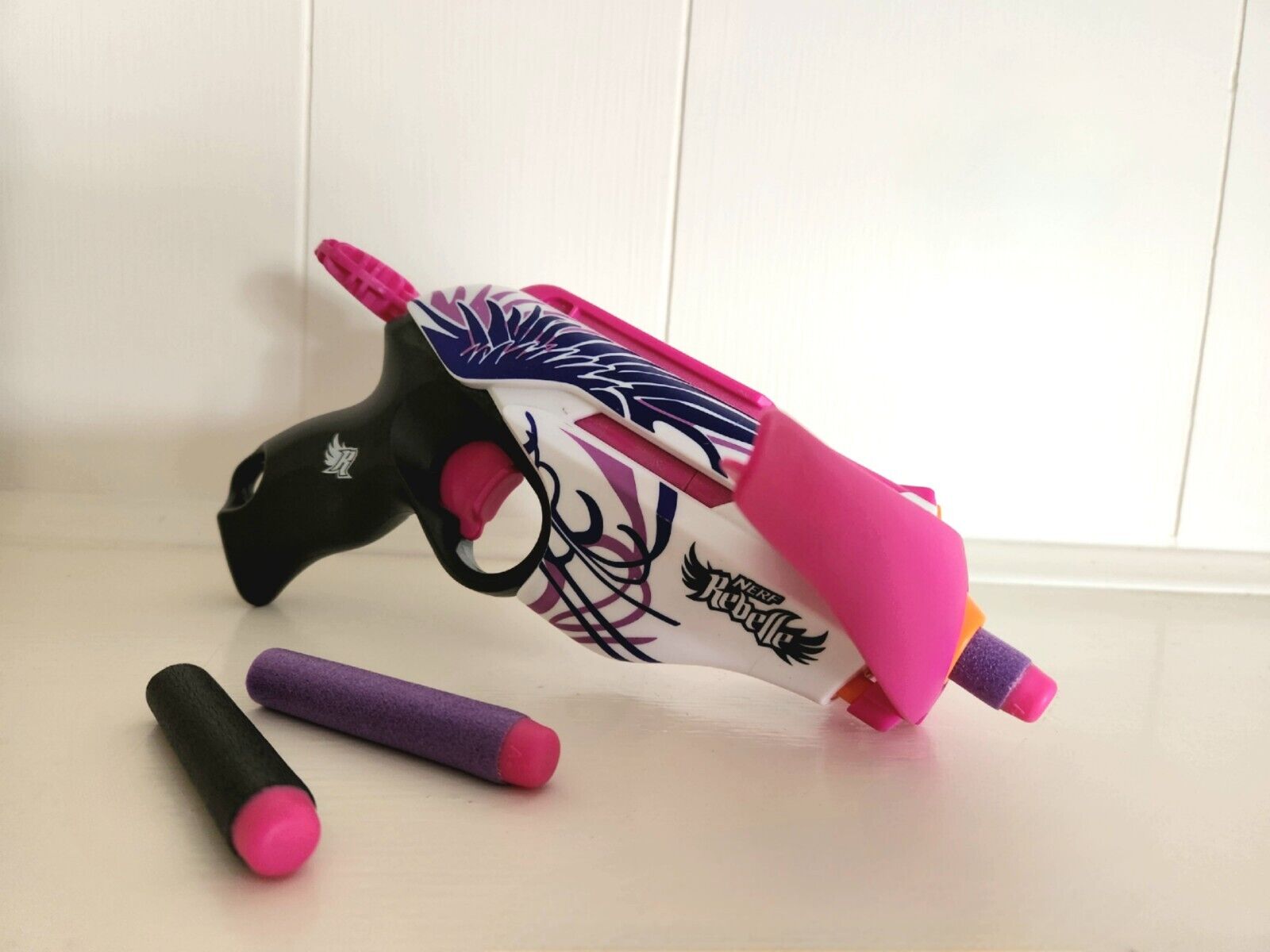 Nerf Rebelle Pink Crush Blaster Works ~ Smoke-FREE Home 2013 Hasbro