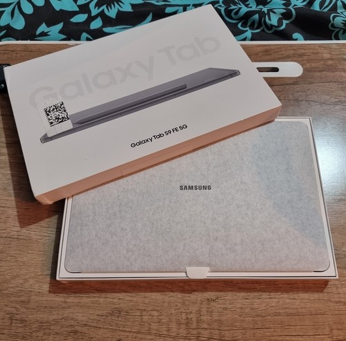 SAMSUNG Galaxy Tab S9 FE 10.9" 5G Tablet - 128 GB, Grey - Picture 2 of 2