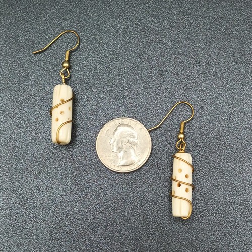 Pierced Earrings Gold tone Wire Wrap White Acrylic Bead Dangle 1.25" - Picture 11 of 12