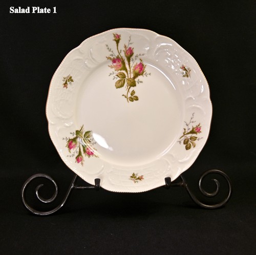Rosenthal Salad Plates Set of 4 Classic Moss Rose 8 5/8" Red w/Gold 1979-1990 - Picture 3 of 14
