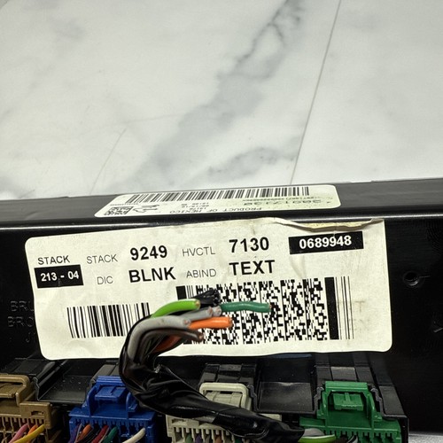 2008-2012 CHEVY TRAVERSE OEM A/C HEATER TEMPERATURE CLIMATE CONTROL SWITCH PANEL - Picture 9 of 13