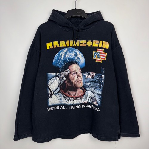 RAMMSTEIN SUDADERA CON CAPUCHA VINTAGE WE’RE ALL LIVING IN AMERICA RARA CHAQUETA SOBRE ESTAMPADO talla L - Imagen 1 de 24