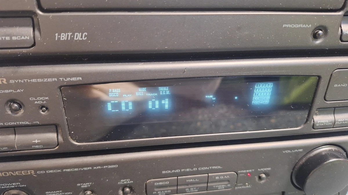 Pioneer XR-P320 Bad Filthy and defective Condition. only Main Stereo Unit.