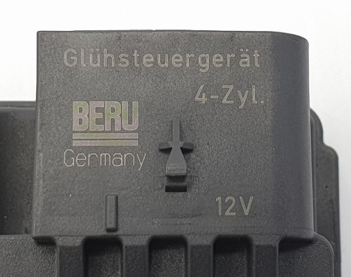 BMW 1 SERIES 11-15 F20 116D 2.0L GENUINE GLOW PLUG/HEATER RELAY 8570087 - Picture 6 of 7