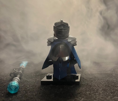 Premium Custom LEGO Castle Knight Minifigure (100% Authentic) - Picture 7 of 10