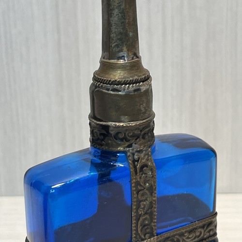Handmade Moroccan Perfume Bottle Blue Glass vintage collectable antique decor - Picture 6 of 11
