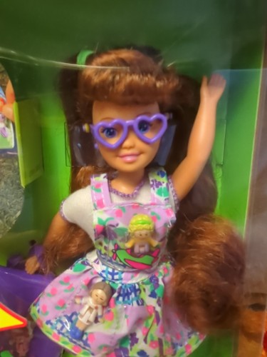 Muñeca Barbie Polly Pocket Whitney 1994 12983 con 3 muñecas Polly Pocket Mattel nueva - Imagen 2 de 24