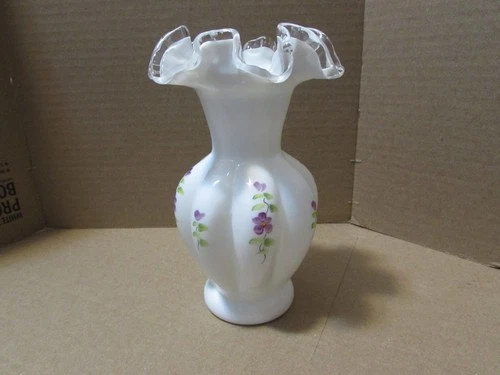 Fenton Vintage Glass "Violets in the Snow" Crest Melon Vase 6” Singed N. Robertz