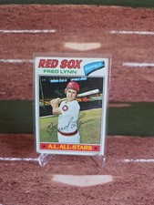 1977 Topps - Fred Lynn #210 - Boston Red Sox 