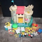 Vintage 1974 Little People Fisher Price Play Family Castle 993 King Queen Dragon
