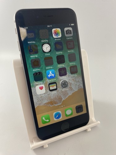 Apple iPhone 6 Grey Unlocked 16GB 4.7" 8MP iOS Touchscreen Smartphone Fault #C04 - Picture 2 of 15