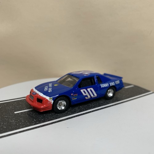 Racing Collectables #90 Ken Schrader Sunny King Ford Blue Stocker NASCAR 1/64 NM - Picture 3 of 12