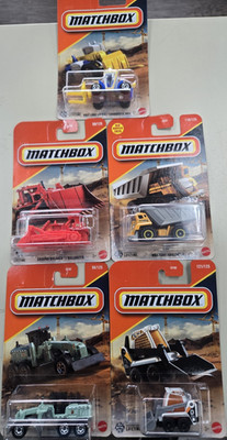 Matchbox Diecast Construction Vehicles Lot MBX Load Lifter, Turf Hauler II,