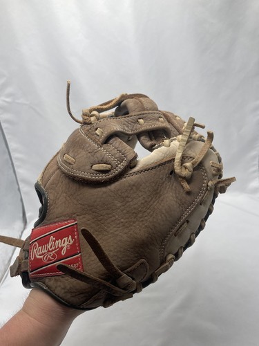 33" Rawlings CCMFP RHT Champion Series BEBB29 Fast Pitch Softball Catcher's Mitt - Picture 11 of 14