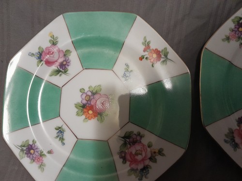 2 platos de postre Noritake verde y blanco con flores rojo M 6 3/4" borde dorado - Imagen 2 de 8