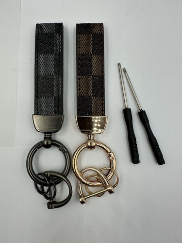 2er Pack Luxus, Designer Style Schlüsselanhänger - Elegant & Langlebig - Bild 4 von 8
