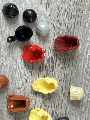 Lego - Job Lot - 22 Various Pieces of Mini Figure Hair - # 8 - Picture 3 of 4