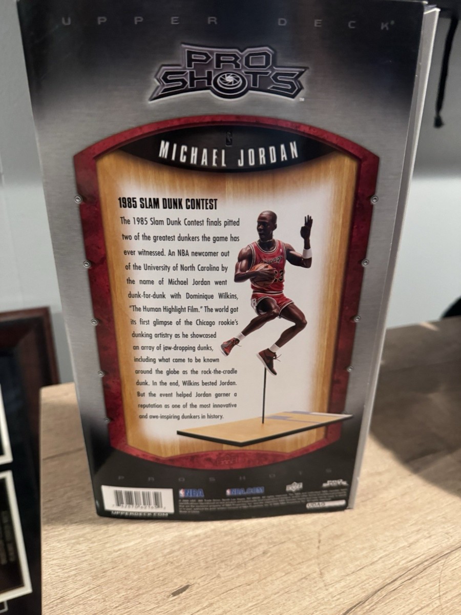 Michael Jordan 2008 Upper Deck Pro Shots Figure 85 Slam Dunk