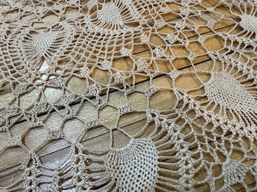 Vintage Lot Large Round Table Topper Doily Handmade Crocheted 22”, 17” 13” - Picture 6 of 12