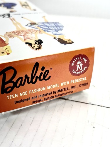 Reproducción Barbie vintage 1993 #1 primera cola de caballo morena 1959 agujeros en los pies - Imagen 9 de 9
