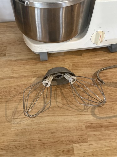 Vintage Bosch Mixer UM3 Mixer Dough Hook, Whisk Stainless Steel Bowl! - Picture 2 of 5