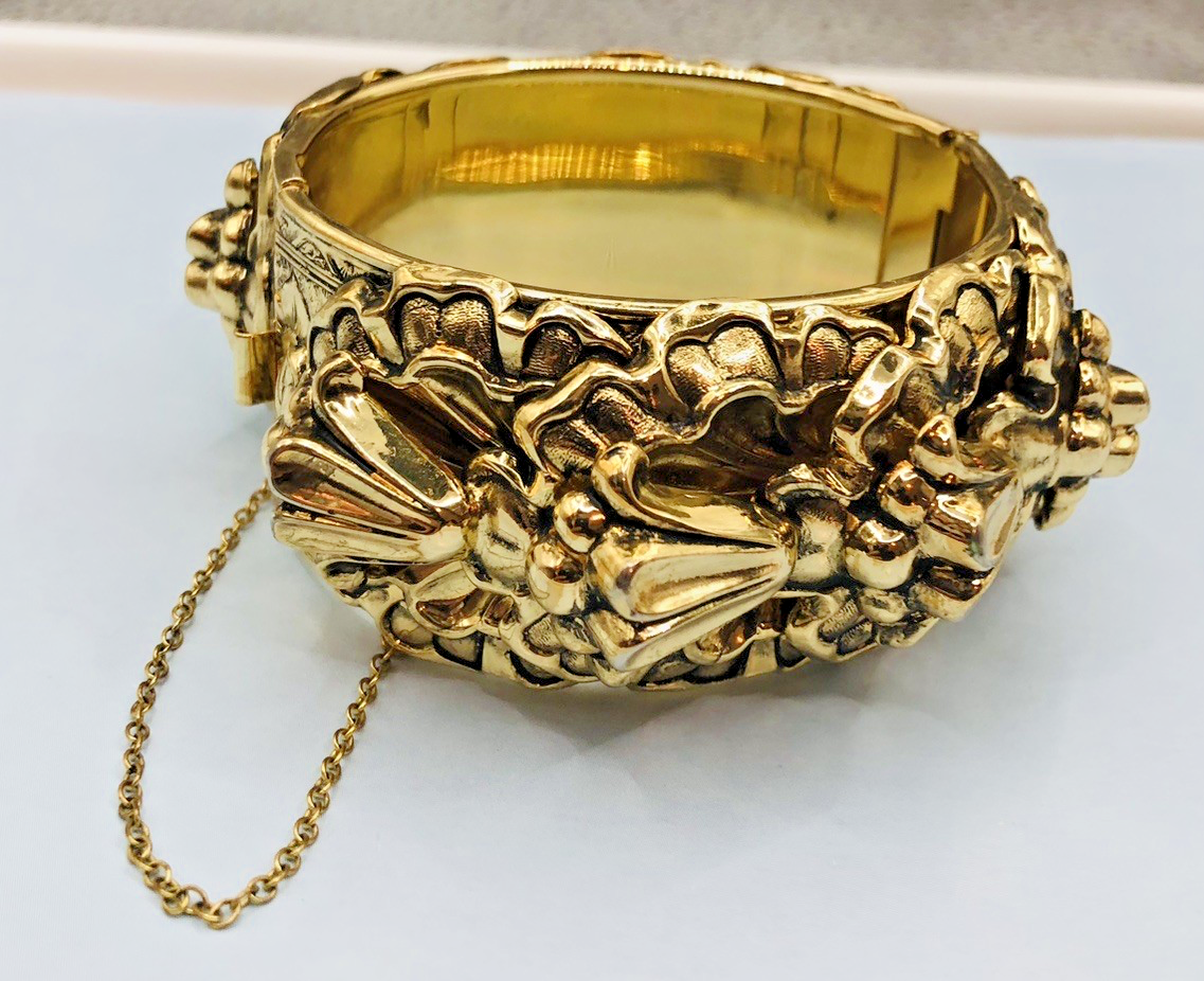 Vtg WHITING AND DAVIS Gold Tone Ornate Repousse Wide Hinged Cuff