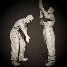 1/35 Resin model WWII German Artillery soldiers 2 man Unassembled Unpainted