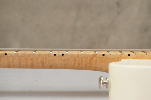 Music Man Axis Super Sport White Electric Guitar w/ Hardshell Case #56428 - Picture 17 of 20