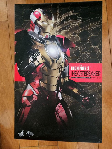 Hot Toys MMS212 Iron man 3 Mark XVII 17 Heartbreaker 1/6 Figure Used Rare Japan - Picture 3 of 9