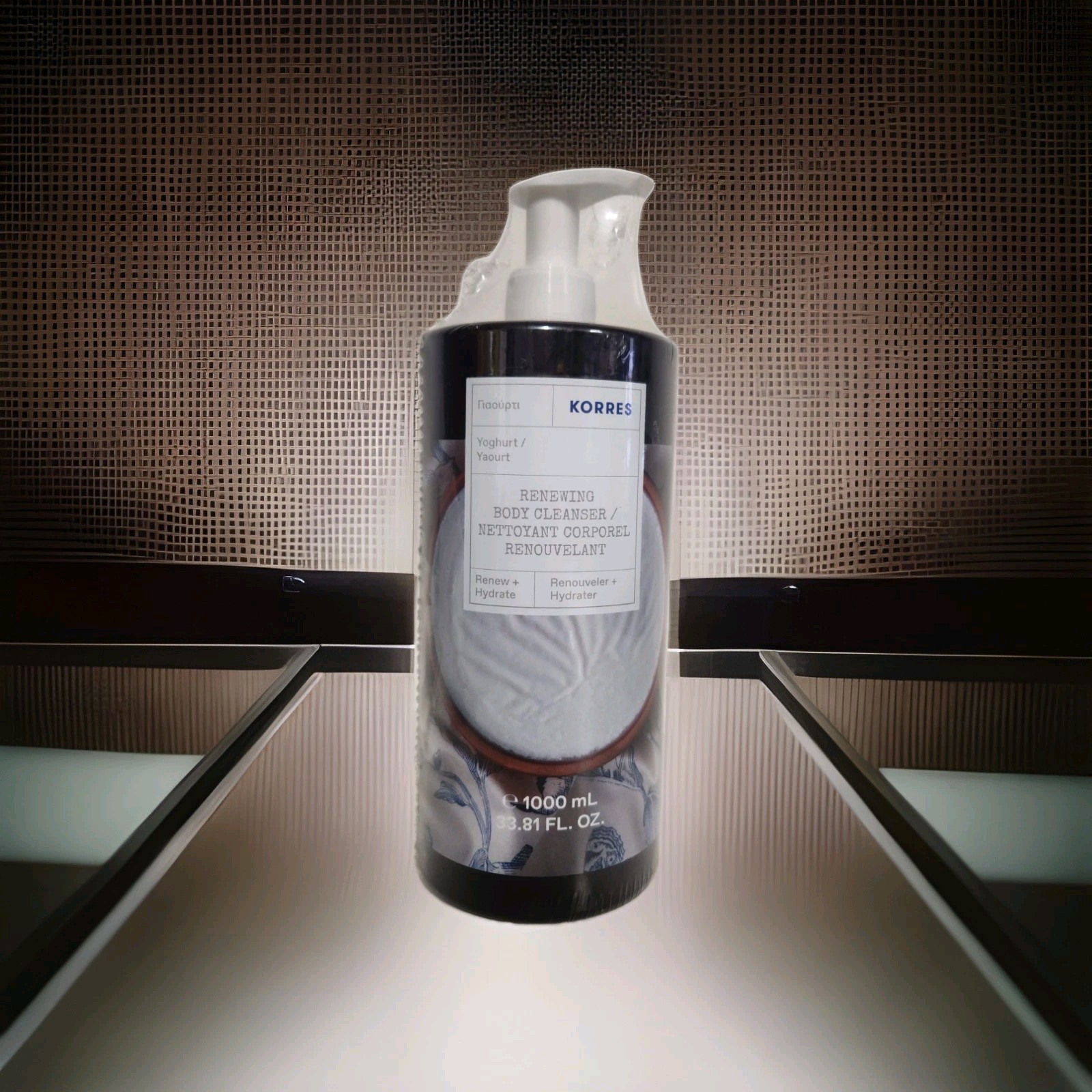 Korres 1 Liter 33.81 Ounce Renewing Body Cleanser Yoghurt 1x