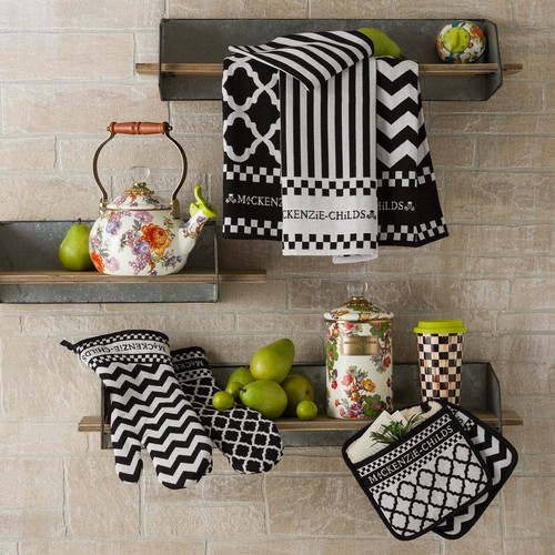MacKenzie Childs black & white Zig Zag Dish Towels Set of 3, New w tags - Picture 3 of 4